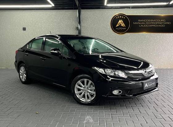 HONDA CIVIC 2.0 LXR 16V FLEX 4P AUTOMÁTICO HONDA CIVIC 2.0 LXR 16V FLEX 4P AUTOMÁTICO